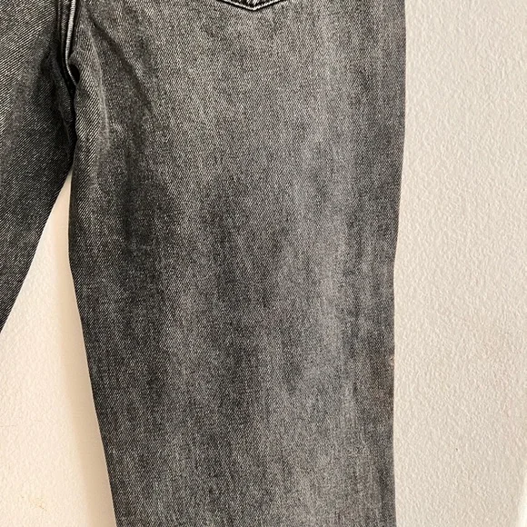 Express women’s Distressed high rise straight ankle Black Jeans. Size 4 - Picture 12 of 12